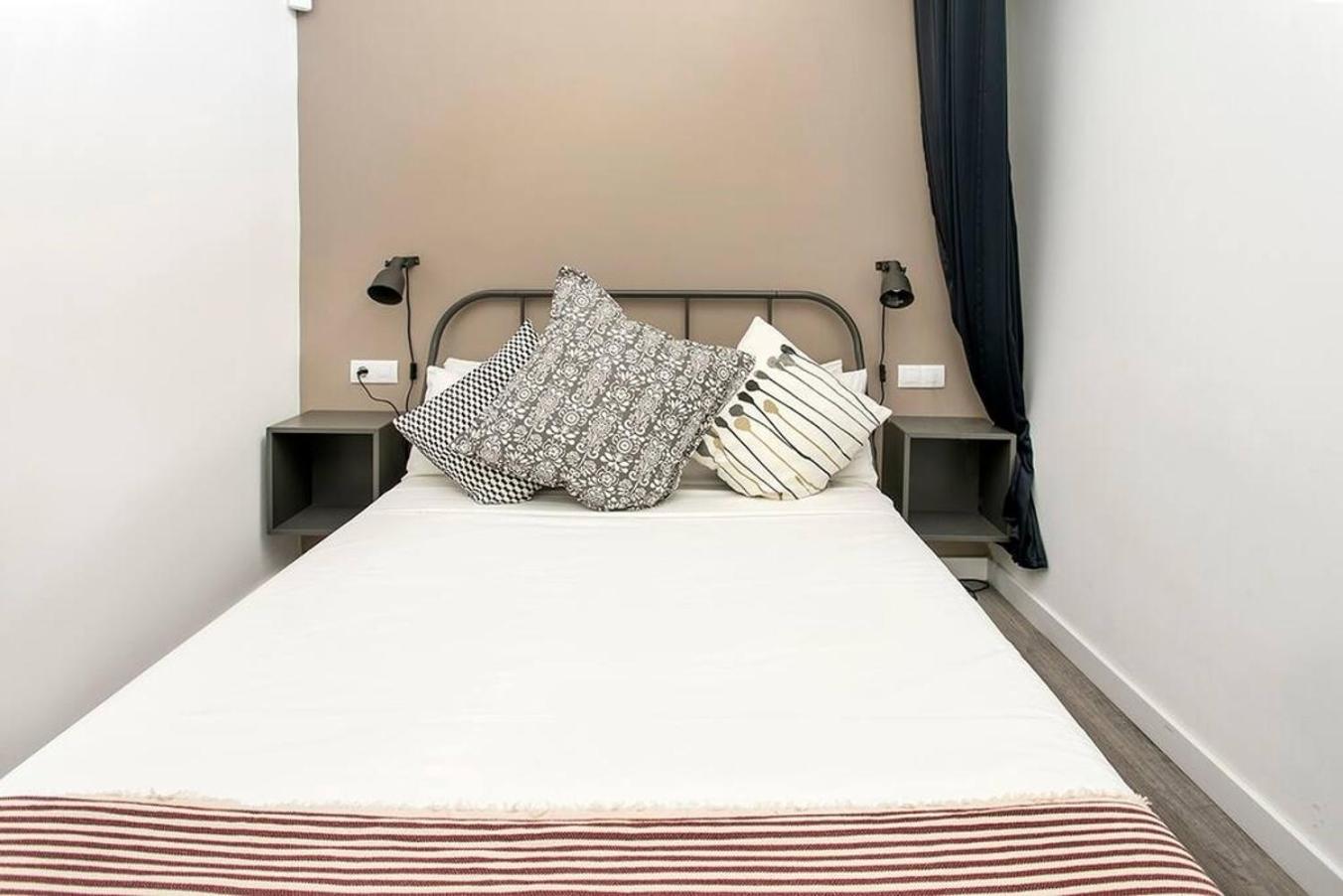 Apartamento Cozy&New With Terrace L'Hospitalet de Llobregat Exterior foto
